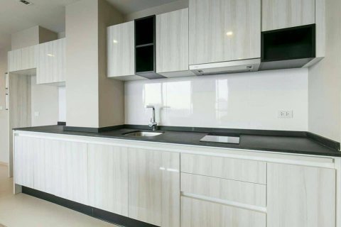Condo à Watthana, Bangkok, Thaïlande, 1 chambre  № 133748 - photo 8