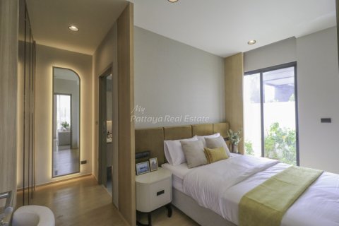 Casa de 4 dormitorios en Bang Lamung, Tailandia № 191267 - foto 20