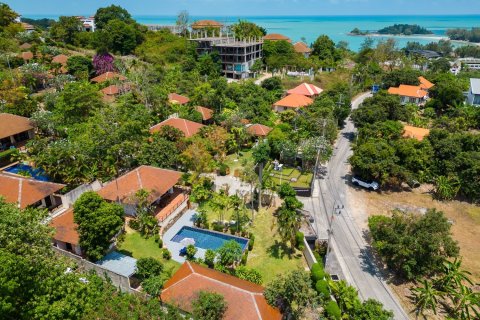 Chalet de 3 dormitorios en Ko Samui, Tailandia № 180046 - foto 2