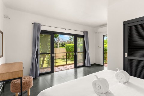 Chalet de 3 dormitorios en Ko Samui, Tailandia № 180046 - foto 6