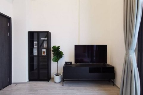Dúplex de 1 dormitorio en Bangkok, Tailandia № 134645 - foto 8