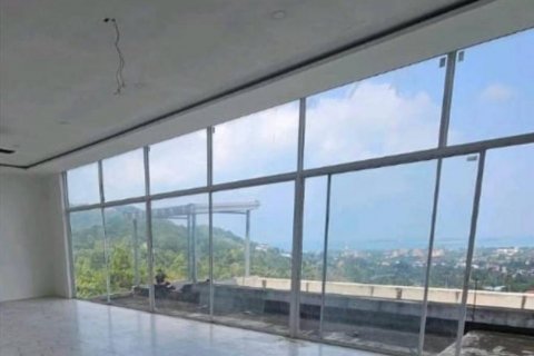 Chalet de 4 dormitorios en Surat Thani, Tailandia № 134642 - foto 4