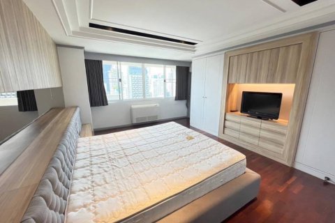 Condominio de 3 dormitorios en Bangkok, Tailandia № 134644 - foto 7
