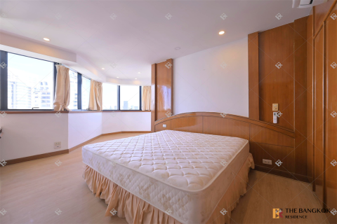Condominio de 3 dormitorios en Bangkok, Tailandia № 187590 - foto 4