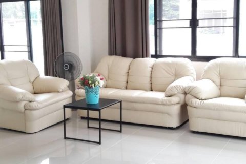 Casa de 3 dormitorios en San Kamphaeng, Tailandia № 158434 - foto 15