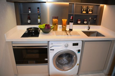 Condo in Bangkok, Thailand, 1 bedroom № 66791 - photo 5