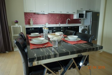 Condominio de 2 dormitorios en Bangkok, Tailandia № 66790 - foto 3
