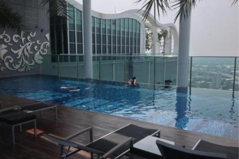 Condominio de 2 dormitorios en Bangkok, Tailandia № 66789 - foto 18