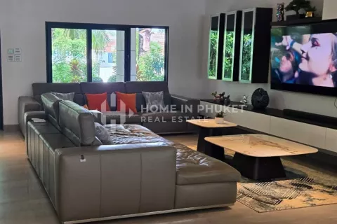 House in Rawai, Thailand 4 bedrooms № 135377 - photo 8