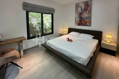 House in Rawai, Thailand 4 bedrooms № 135377 - photo 11