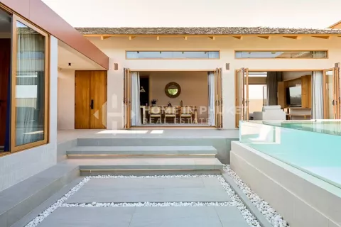 House in Phuket, Thailand 4 bedrooms № 135378 - photo 24