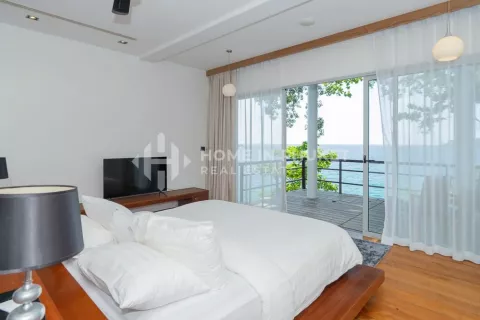 House in Phuket, Thailand 5 bedrooms № 135376 - photo 15