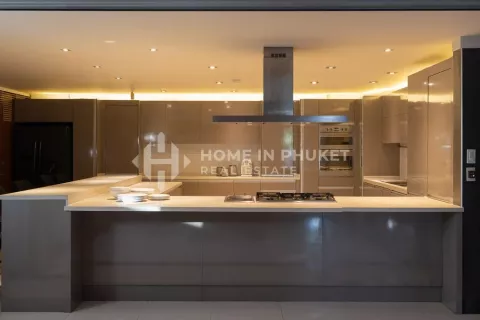 House in Phuket, Thailand 5 bedrooms № 135376 - photo 9