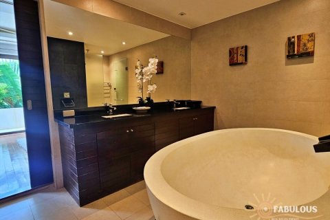 Villa in Bang Tao, Thailand 3 Schlafzimmer № 194530 - Foto 10