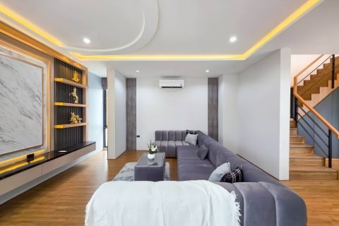 Haus in Pattaya, Thailand 3 Schlafzimmer № 194531 - Foto 7