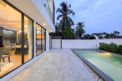 Haus in Pattaya, Thailand 3 Schlafzimmer № 194531 - Foto 4