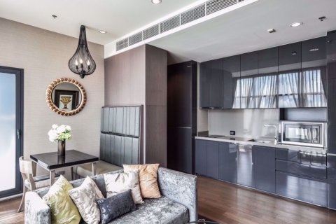 Condominio de 1 dormitorio en Bang Rak, Bangkok, Tailandia № 69565 - foto 2