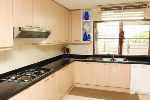 Eigentumswohnung in Bangkok, Thailand, 3 Schlafzimmer № 184097 - Foto 7