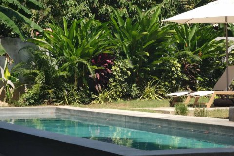 Chalet de 3 dormitorios en Surat Thani, Tailandia № 164115 - foto 2