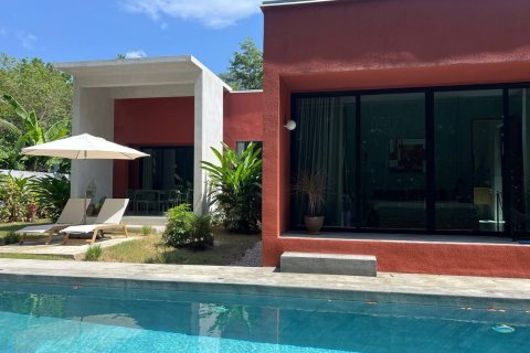 Chalet de 3 dormitorios en Surat Thani, Tailandia № 164115 - foto 3