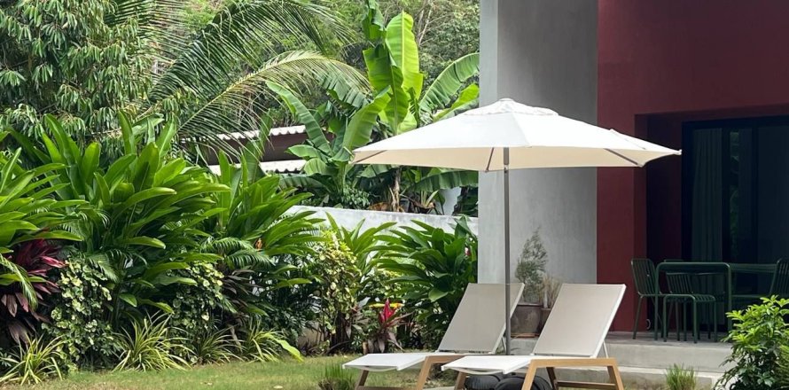 Chalet de 3 dormitorios en Surat Thani, Tailandia № 164115