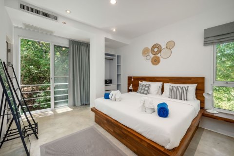 Apartamento de 3 dormitorios en Ko Samui, Tailandia № 164112 - foto 10