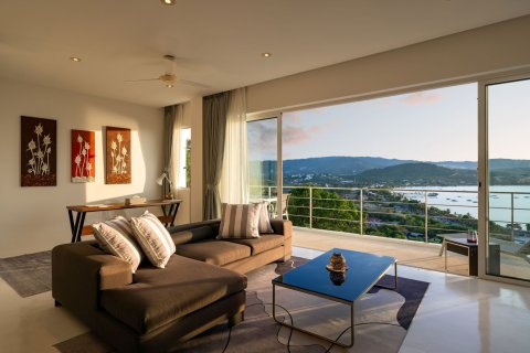 Apartamento de 3 dormitorios en Ko Samui, Tailandia № 164112 - foto 26