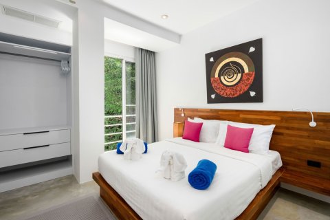 Apartamento de 3 dormitorios en Ko Samui, Tailandia № 164112 - foto 14