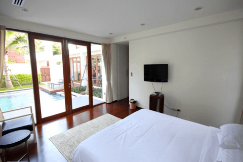 Chalet de 2 dormitorios en Pran Buri, Tailandia № 168506 - foto 5