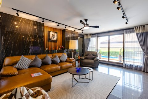 Villa in Hua Hin, Thailand 5 Schlafzimmer № 168509 - Foto 28
