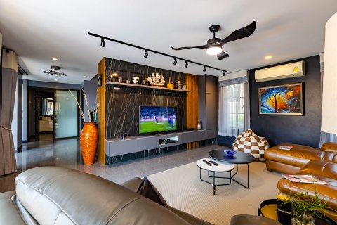 Villa in Hua Hin, Thailand 5 Schlafzimmer № 168509 - Foto 29
