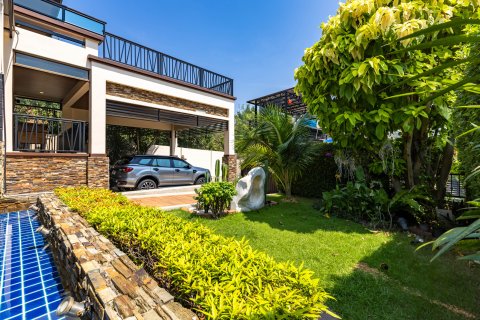Villa in Hua Hin, Thailand 5 Schlafzimmer № 168509 - Foto 10