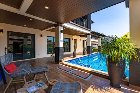 Villa in Hua Hin, Thailand 5 Schlafzimmer № 168509 - Foto 24