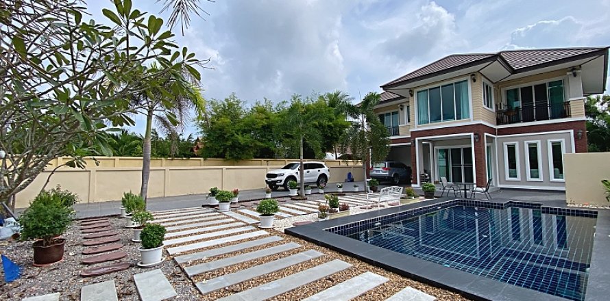 Chalet de 4 dormitorios en Hua Hin, Tailandia № 168507