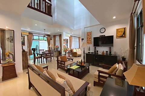 Casa de 3 dormitorios en Hua Hin, Tailandia № 168104 - foto 13