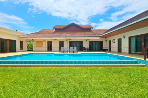 Maison à Hua Hin, Thaïlande 4 chambres № 168098