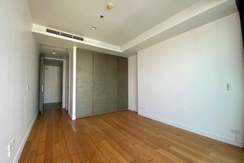 Condominio de 3 dormitorios en Khlong San, Bangkok, Tailandia № 134039 - foto 7