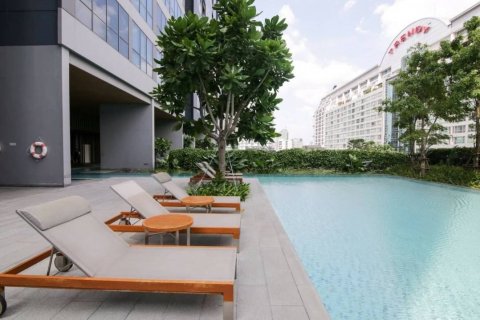 Condominio de 3 dormitorios en Watthana, Bangkok, Tailandia № 134040 - foto 2