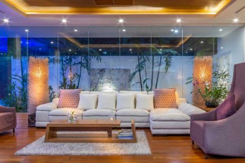 Chalet de 4 dormitorios en Kamala, Tailandia № 134044 - foto 10