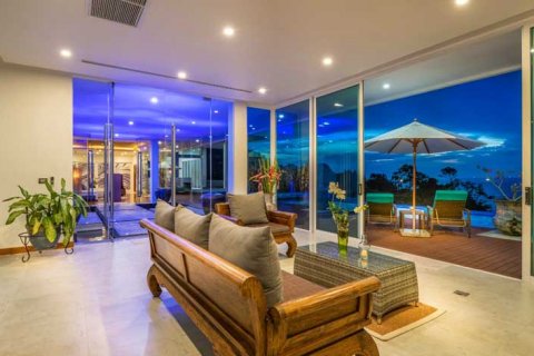 Chalet de 4 dormitorios en Kamala, Tailandia № 134044 - foto 13