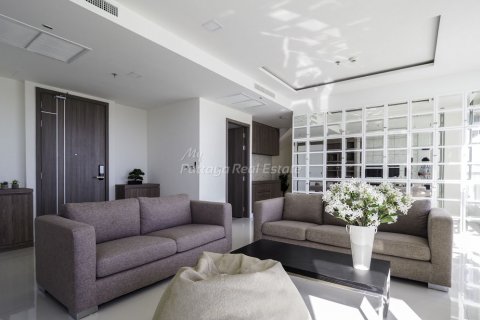 Condominio de 3 dormitorios en Sattahip, Tailandia № 62572 - foto 9