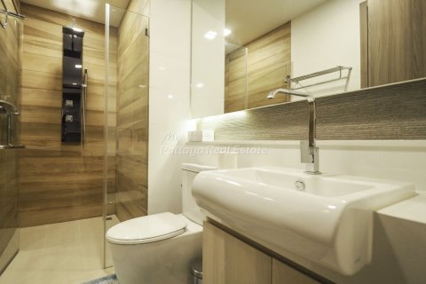 Condominio de 3 dormitorios en Sattahip, Tailandia № 62572 - foto 29