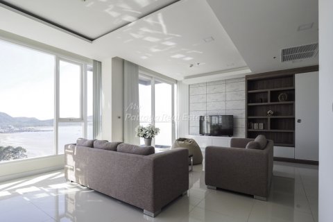 Condominio de 3 dormitorios en Sattahip, Tailandia № 62572 - foto 8