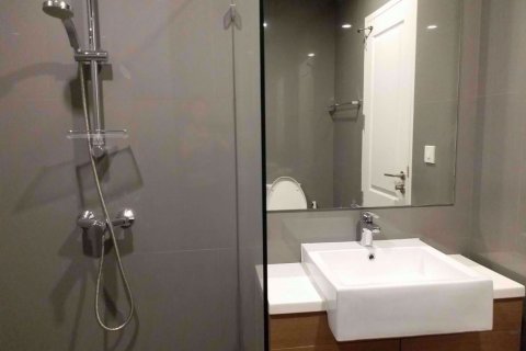 Condominio de 1 dormitorio en Bang Rak, Bangkok, Tailandia № 47498 - foto 8