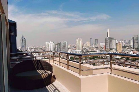 Dúplex de 3 dormitorios en Khlong San, Bangkok, Tailandia № 47495 - foto 19
