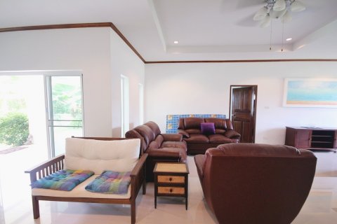Haus in Hua Hin, Thailand 3 Schlafzimmer № 66751 - Foto 18