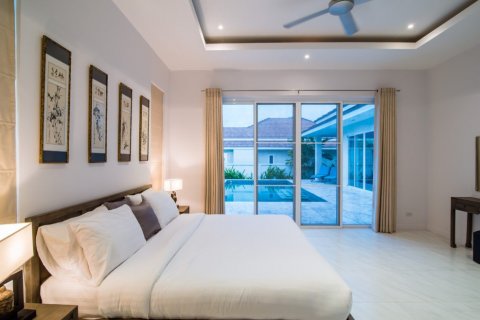 Casa de 3 dormitorios en Hua Hin, Tailandia № 66748 - foto 12