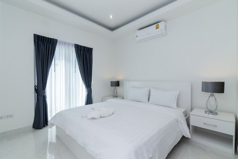 Casa de 3 dormitorios en Hua Hin, Tailandia № 66750 - foto 15