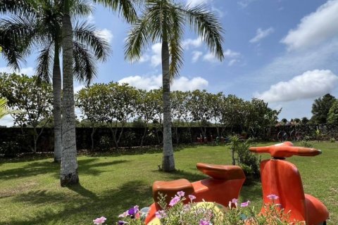 Casa de 3 dormitorios en Pattaya, Tailandia № 134425 - foto 12