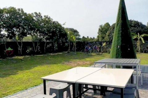 Casa de 3 dormitorios en Pattaya, Tailandia № 134425 - foto 11